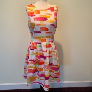 Vince Camuto sleeveless dress. Perfect for Derby Day. Size 8